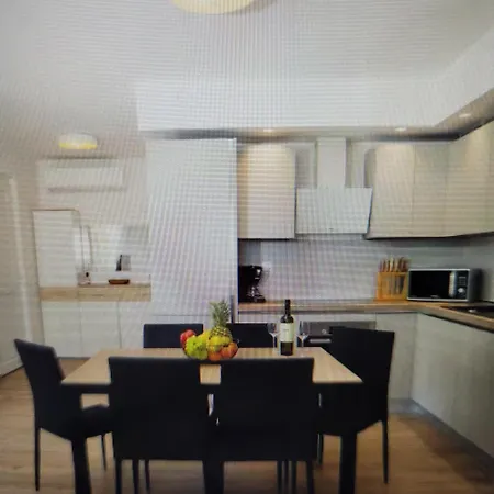 Beautiful House In Apartman