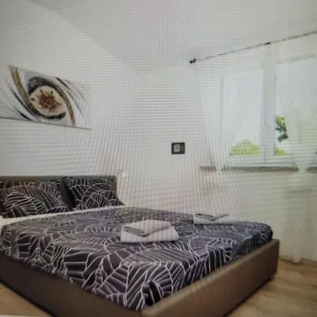 Beautiful House In Apartman *