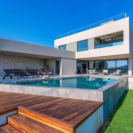 Beautiful House In * Pomer